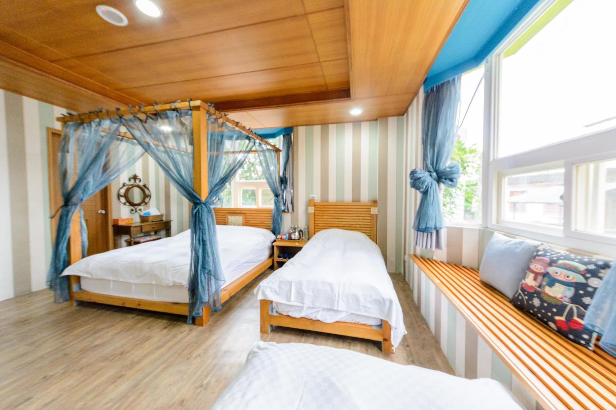 Bed and Breakfast Owl Castle Хуалянь Номер фото